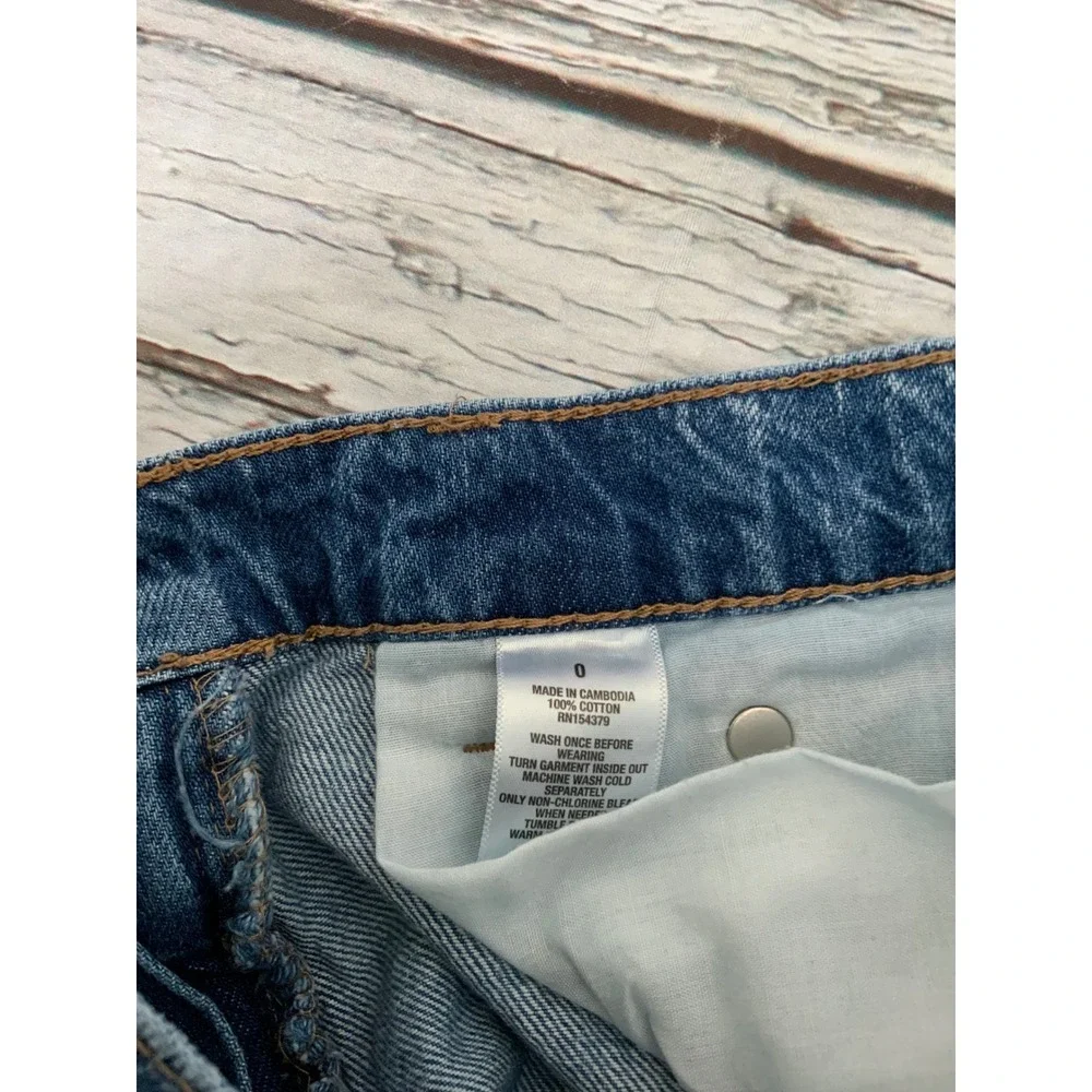 Aeropostale Mom Jeans Womens 0 Medium Wash Distressed Ripped High Rise Denim - Picture 3 of 4